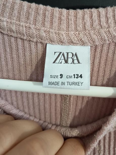 Tenký svetrík, zara,134