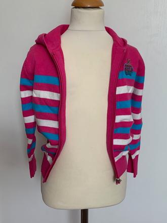 Sveter s kapucňou, 110