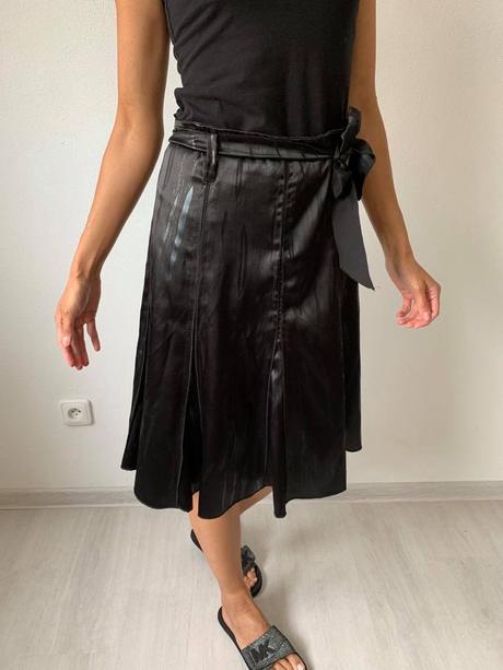 Elegantná saténová sukňa, 40