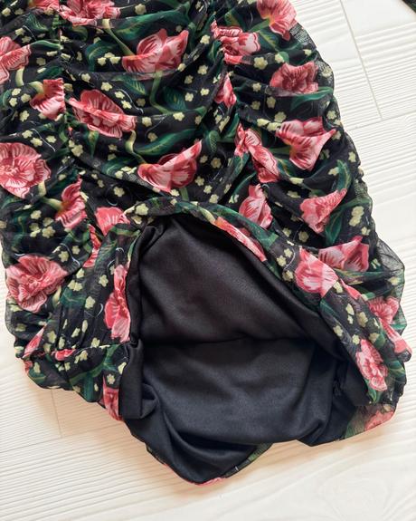 Italy - kvetované šaty, s