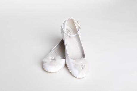 Biele slávnostné balerinky, 34