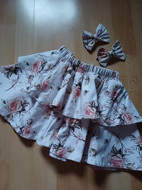 Extra točivá handmade sukňa, 104