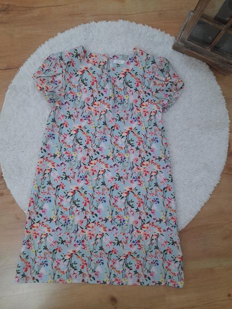 Prekrásne šatičky, next,140