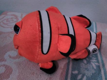 Plyšová hračka nemo,