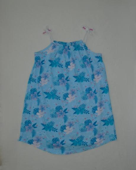 Šaty na 8 až 10 rokov, 134