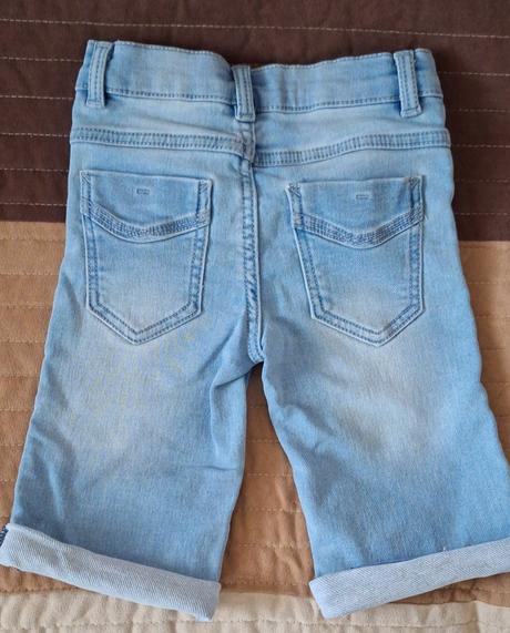 Šortky, in extenso,104