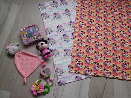 Bavlnená prikrývka pre dievčatko 2x + hračky, 