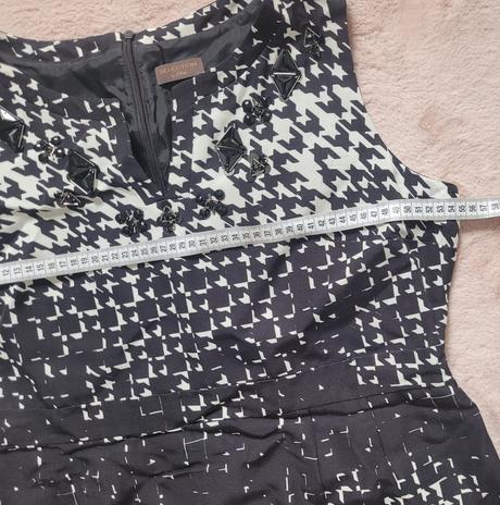 Šaty 46, stradivarius,46