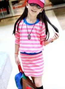 Pásikavé šaty 152, 152