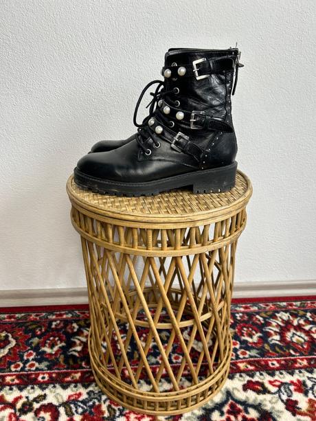 Zara kozenne čižmy s perlickami, zara,36