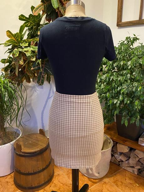 Karovana suknicka, 36