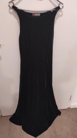 Krasne zamatove saty amanda s, s