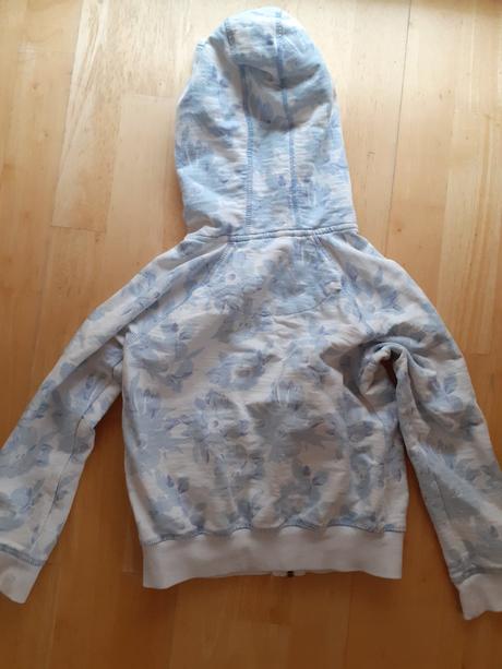 Mikina next, pridávam aj blúzku h&m, next,122