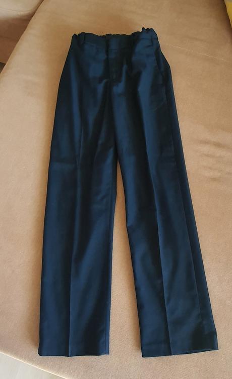 Oblek tmavomodry h&m, 134