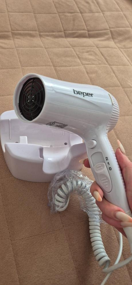 Závesný fén beper, 