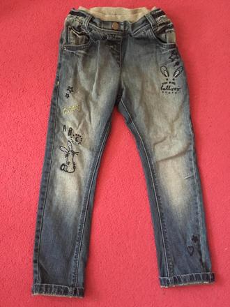 Rifle so zajacikmi, next,116