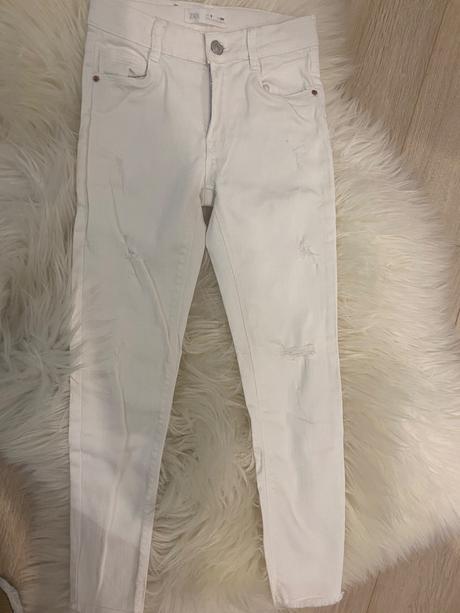 Biele nohavice, zara,134