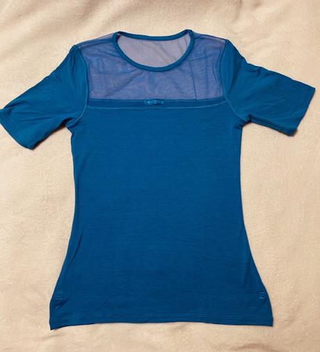 Tričko elastické s tylom zn. magenta, m