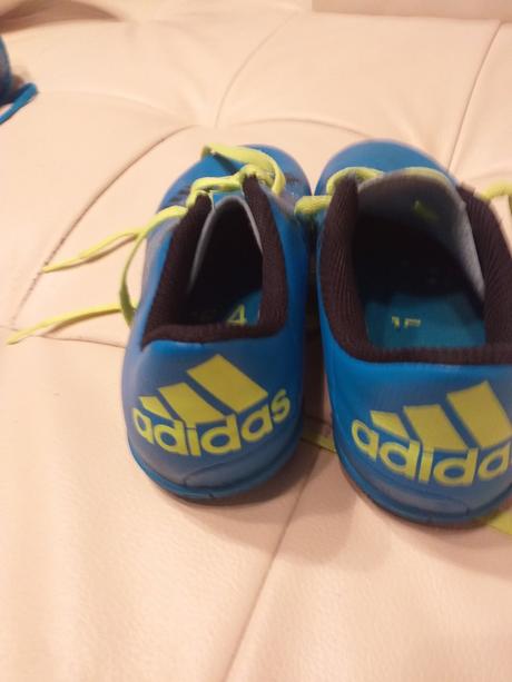 Tenisky-halove, adidas,31