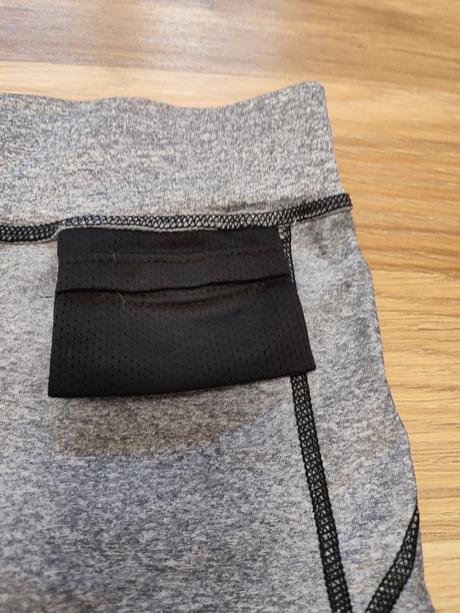 Trojštvrťové sivé legíny, xs