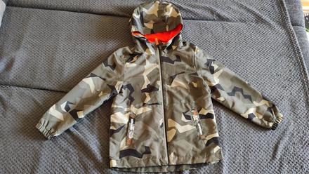 Maskáčová khaki bunda, f&f,128