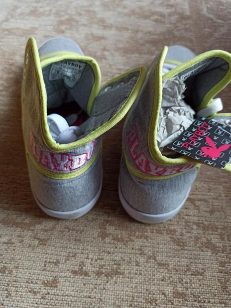 Tenisky, botasky, playboy,39