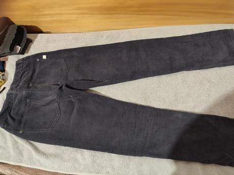 Mäkké pohodlne menchestrove nohavice v 152, h&m,152