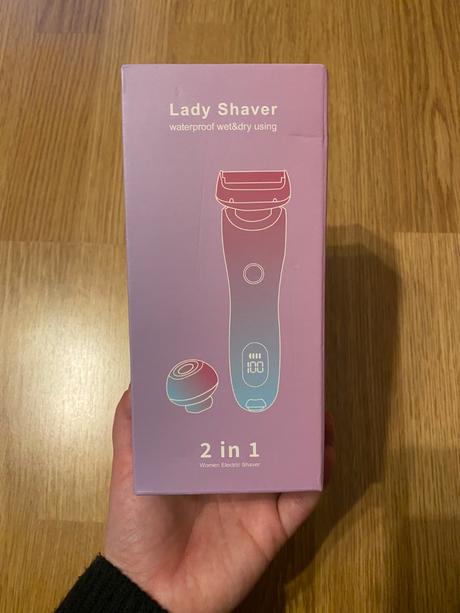 Nový dámsky holiaci strojček, 