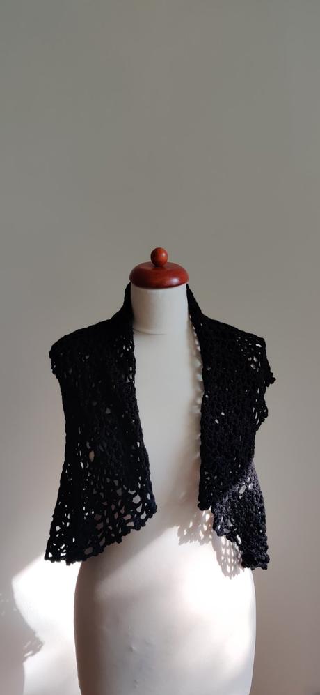 Ručne háčkované bolero prehoz vesta, s