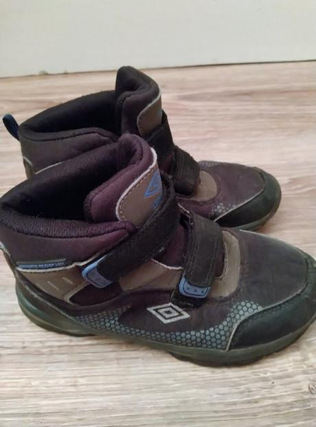Chlapcenske topanky, umbro,32