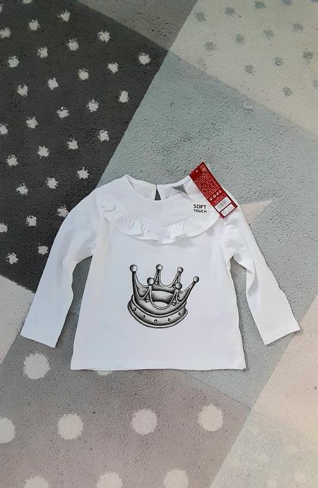 Nové tričko s korunkou, 104