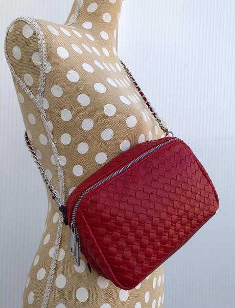 Crossbody s retiazkovým ramienkom,