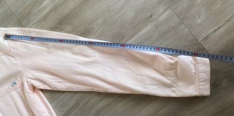 Nádherná bezchybná riflova bundicka - sedi na s, takko,170