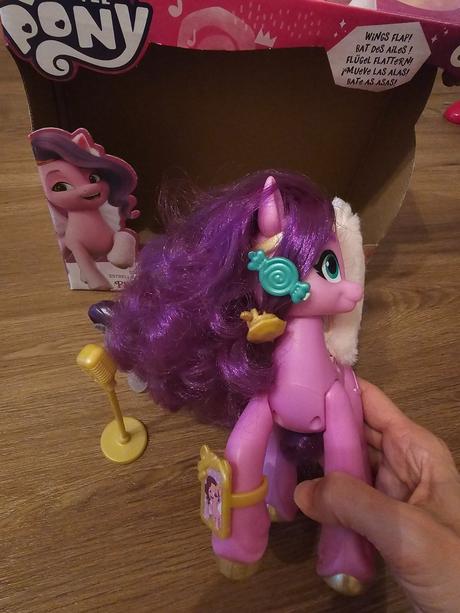 My little pony spievacuci pipp,