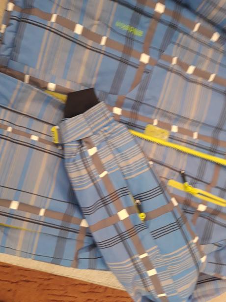 Hrubá zimná vetrovka, 158