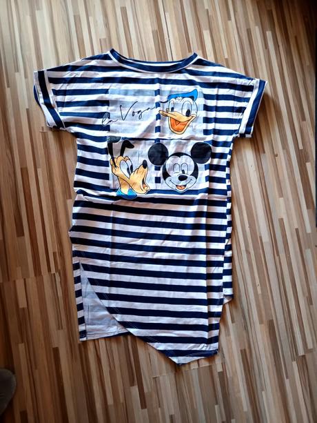 Šaty disney,