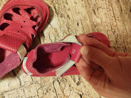Barefoot sandálky v super stave, baby bare shoes,25
