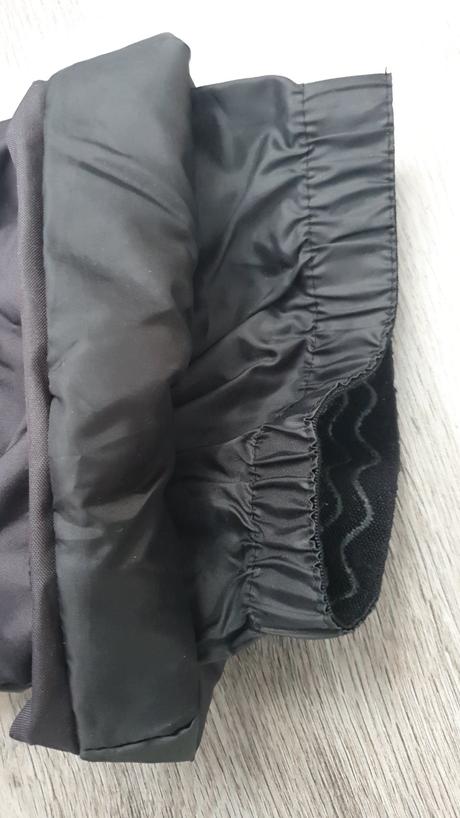 Cierne dievcenske oteplovacky, decathlon,152