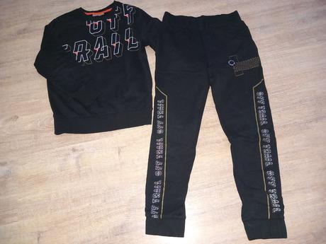 Tepláková súprava, 134