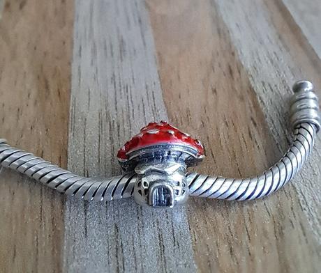 Prívesok hríbikový domček, 