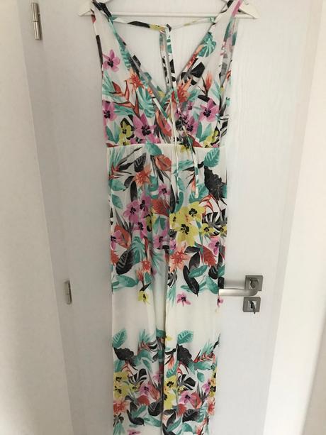 Dlhé saty kvetove, esmara,m