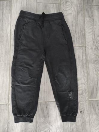 Tepláky, reserved,116