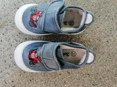 Papučky, velkost 22, 22