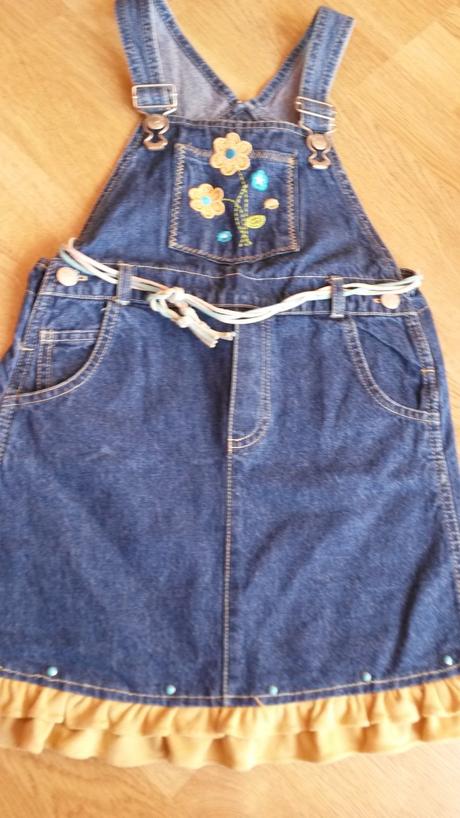 Šatová riflová sukna, 116