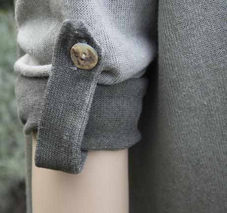 Taliansky pulóver s roll-up rukávmi 42/44, 42