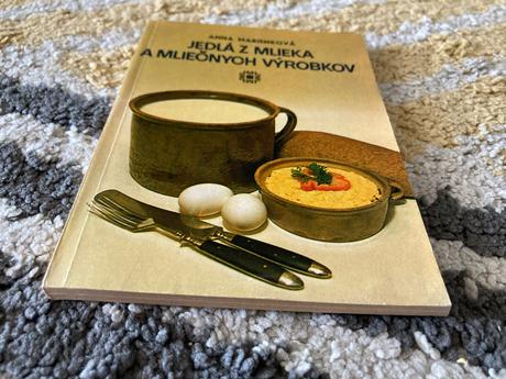 Jedlá z mlieka a mliečnych výrobkov (1979),
