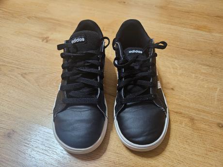 Adidas tenisky, 35