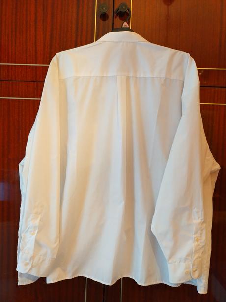 Predám pánsku košeľu, veľ. 53, zn. ivano lui, 52