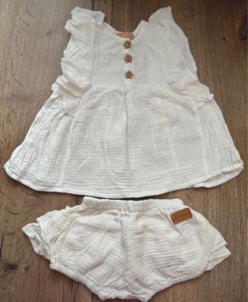 Krasny letny muselinovy set s volanikmi la bambino, 74