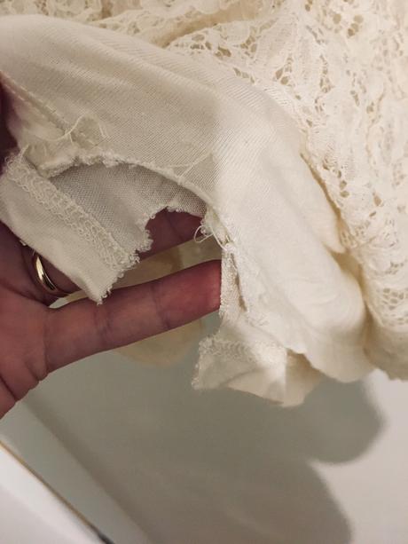 Kremove cipkove siatky, bershka,s